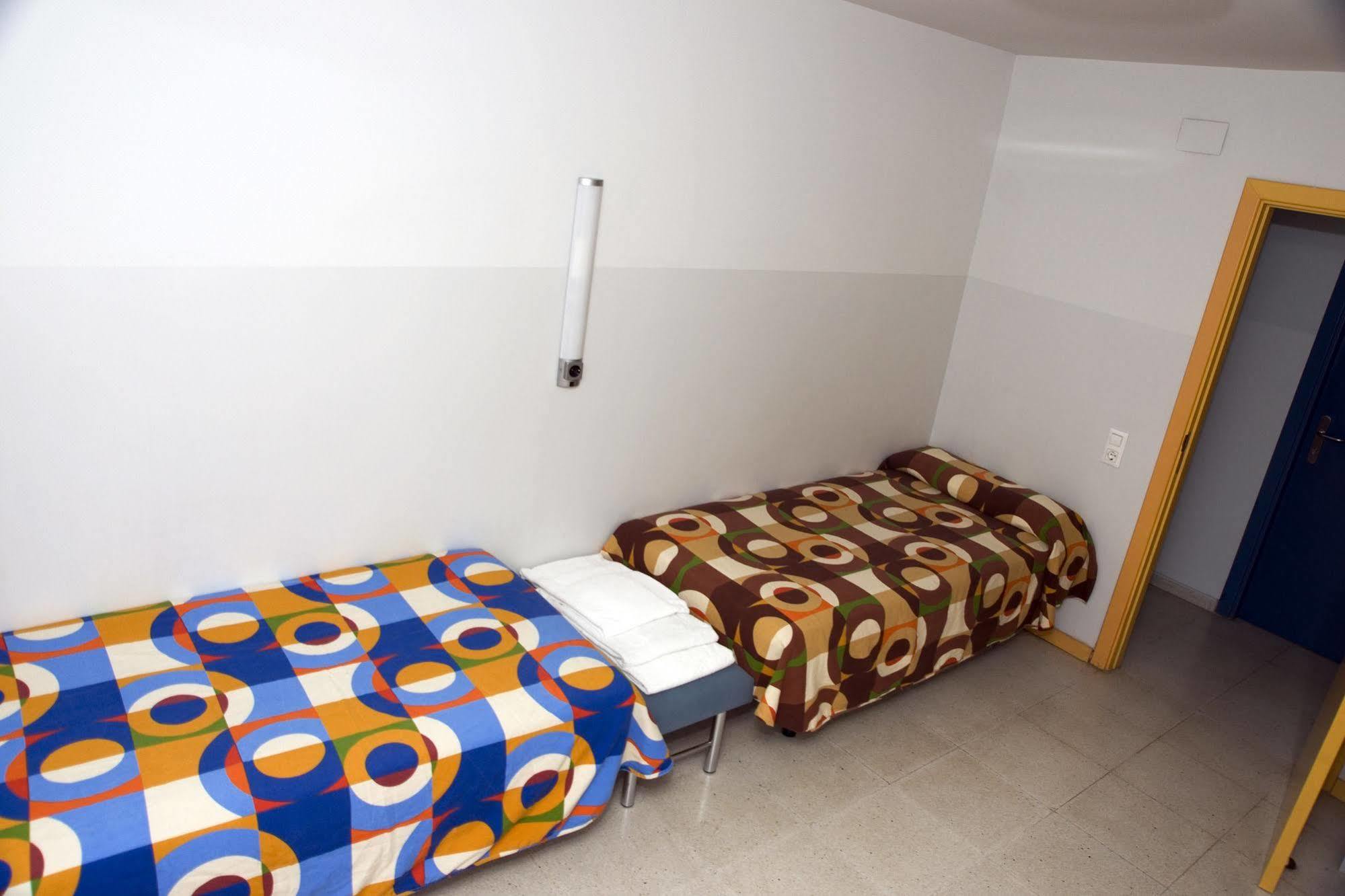 Hostal Welcome Madrid Exteriör bild
